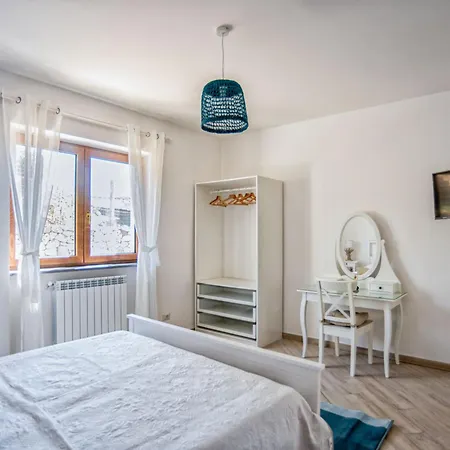 Albero Di Giada By Interhome Sant'Agata sui due Golfi
